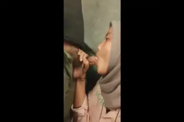 Bokep Jilbab Nyepong Manja Sebelum Tidur Enak Viral Hot poster