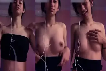 Bokep Zalva Tiktokers Viral Pamer Dada poster