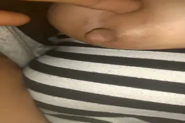 Mahmud Anak Dua Pamer Dada Montok Bodi Seksi poster
